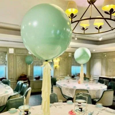 giant helium balloon