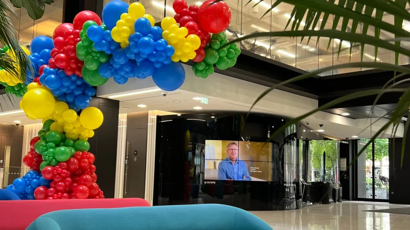 google office corporate balloon display